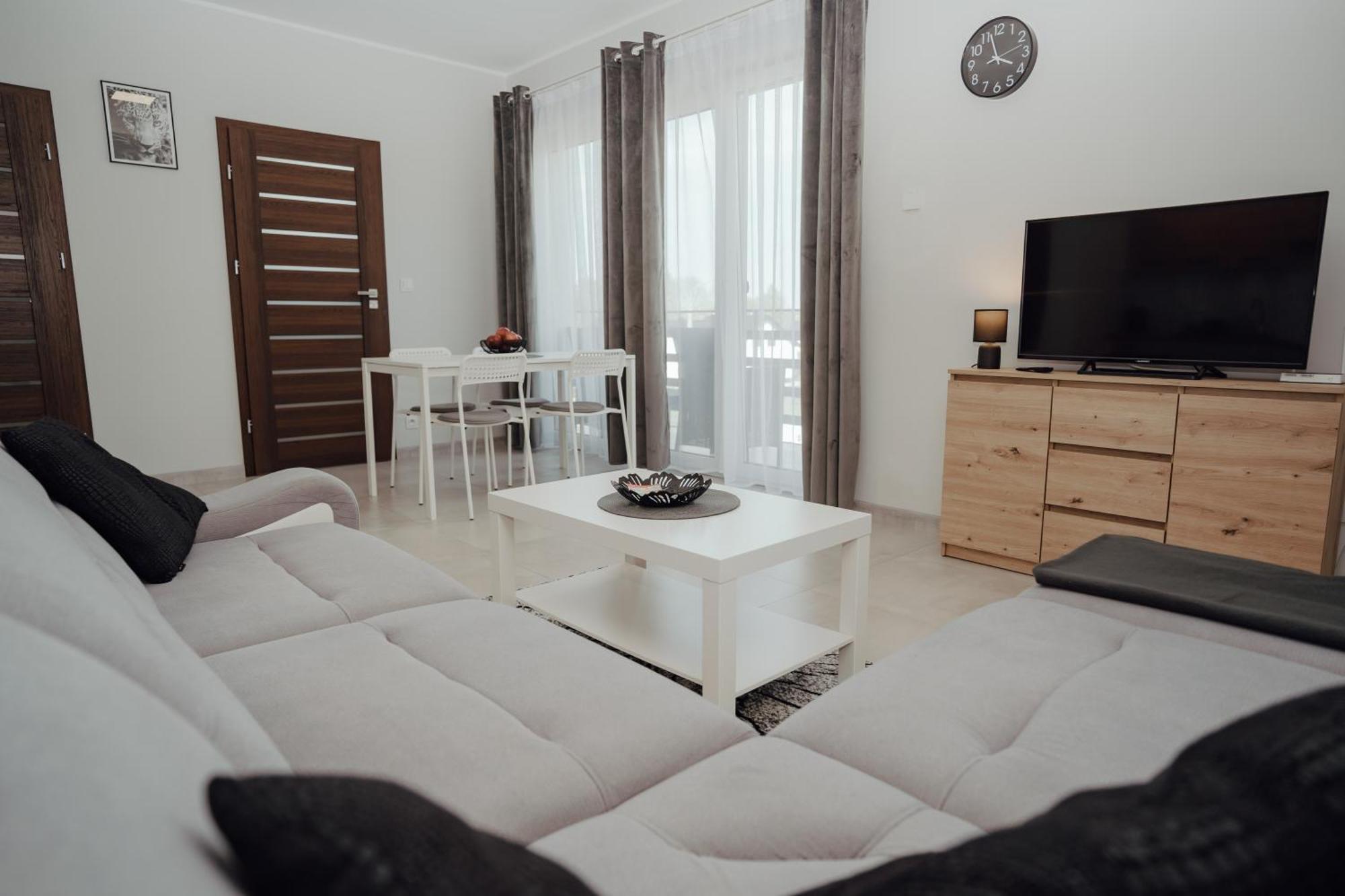 Apartamenty Kaszuba 흐미엘노 외부 사진
