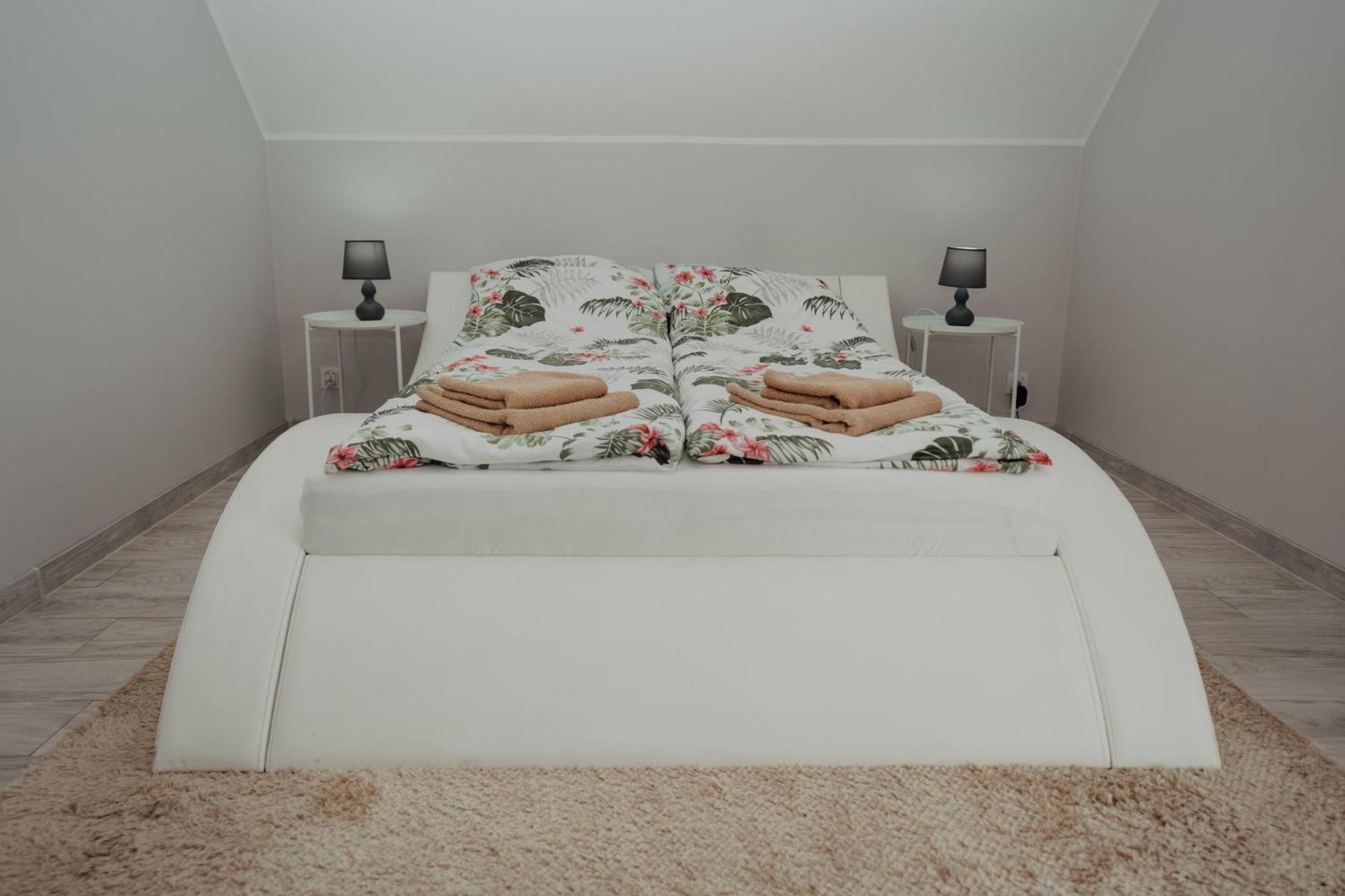 Apartamenty Kaszuba 흐미엘노 외부 사진